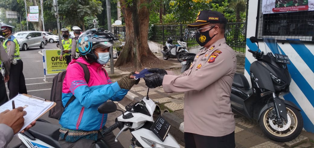 Cegah Covid 19 Polsek Bandung Wetan  Operasi Yustisi Gakplin