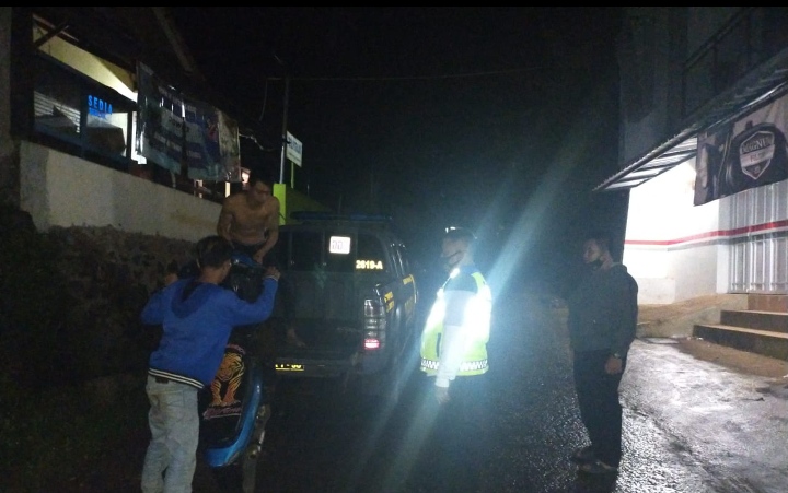Kabid Humas Polda Jabar : Diduga Mabuk, Dua Pemuda Diamankan Polisi