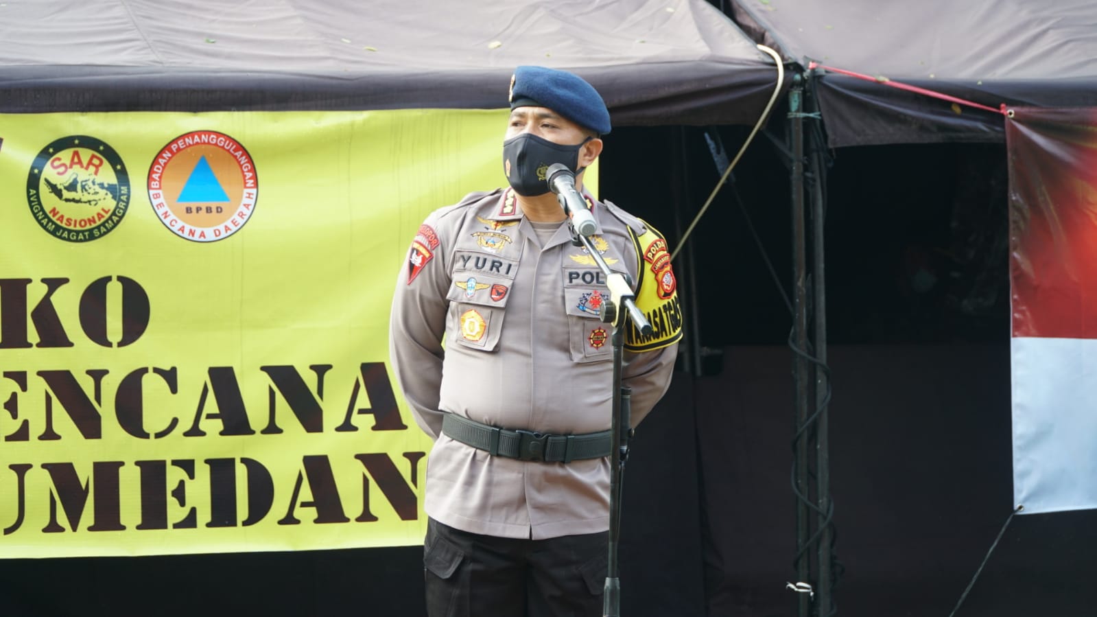 Dansat Brimob Jabar Pimpin Apel Pencarian Korban Longsor Cimanggung
