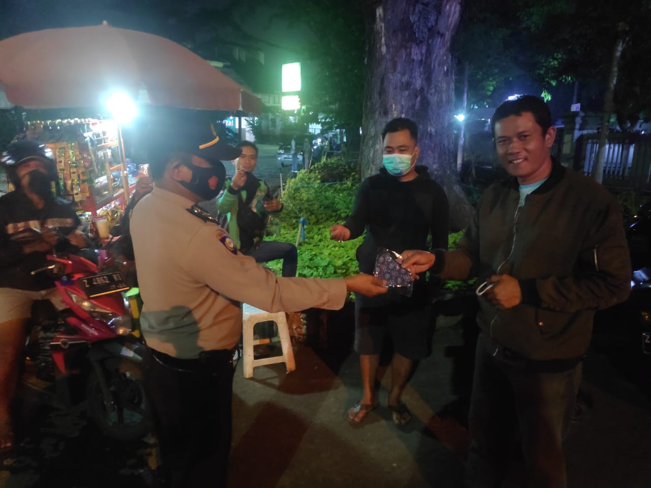 Polrestabes Bandung Perketat Jam Operasional Cafe dan Resto Pada PPKM