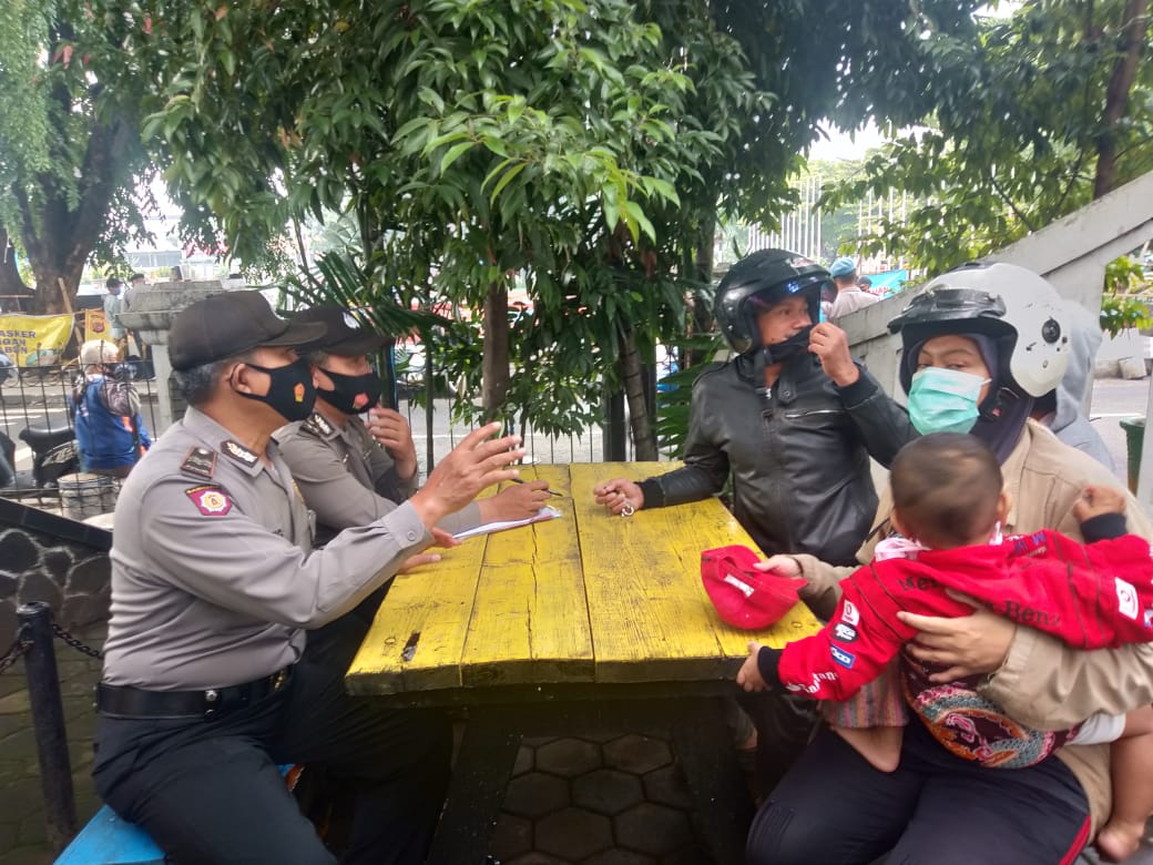 Polsek Ujungberung Gelar Operasi Yustisi Upaya Memutus Penyebaran Covid-19