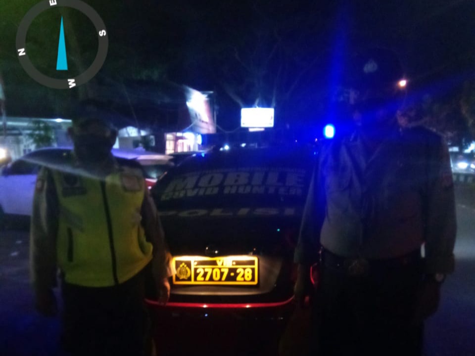 Polsek Bojongloa Kidul Melaksanakan Strong Point’ Bandung Lautan Biru