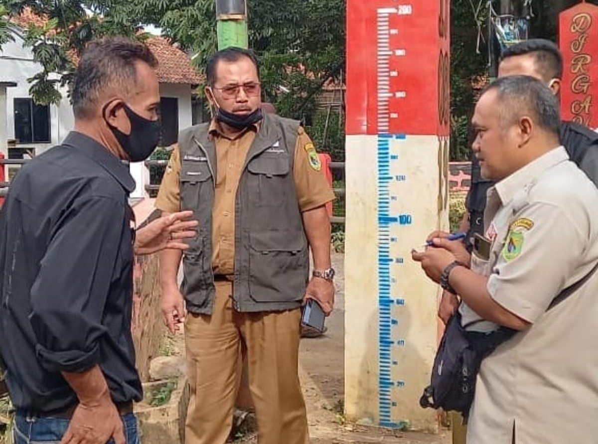 BPBD dan DPRD Kabupaten Bandung Tinjau 4 Titik Rawan Banjir di Rancaekek