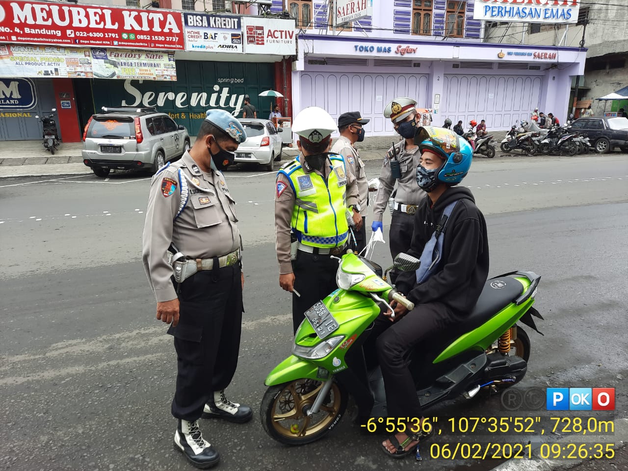 Polsek Astana Anyar Laksanakan Operasi Yustisi Gaktiplin Prokes dan Bagi Masker