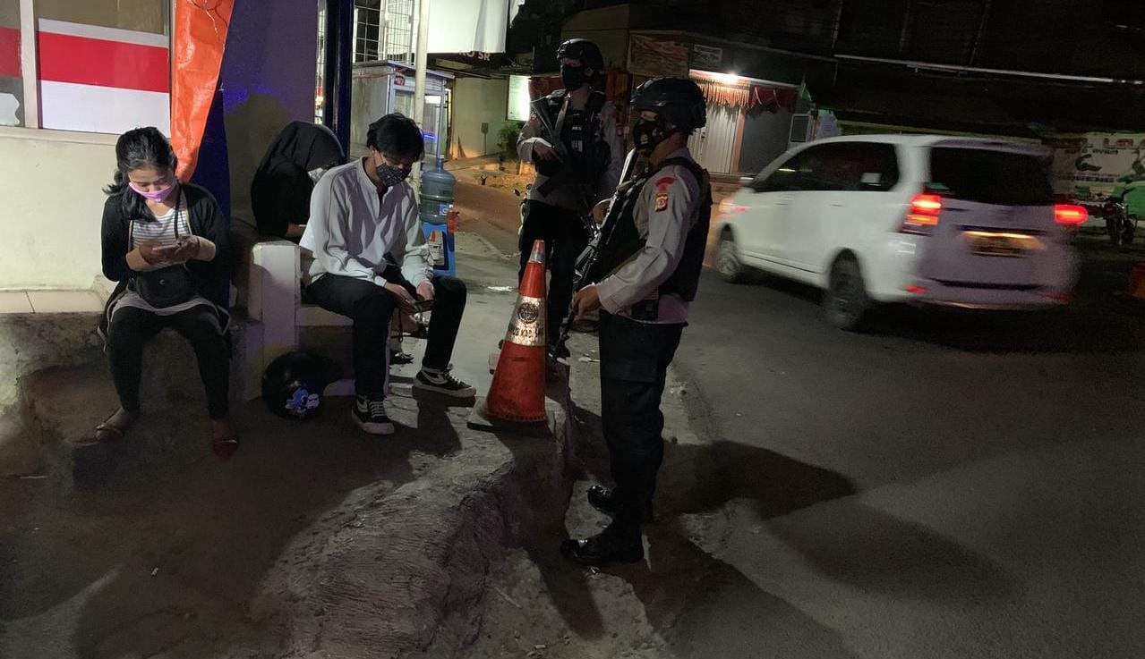 Upaya Brimob Jabar Dalam Pencegahan Penyebaran Virus Corona Di Lingkungan Masyarakat