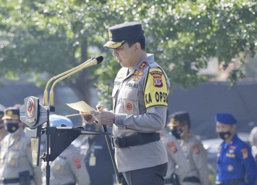 Kapolda Jabar Pimpin Apel Kesiapan Bhabinkantibmas Sebagai Tracer dan Vaksinator
