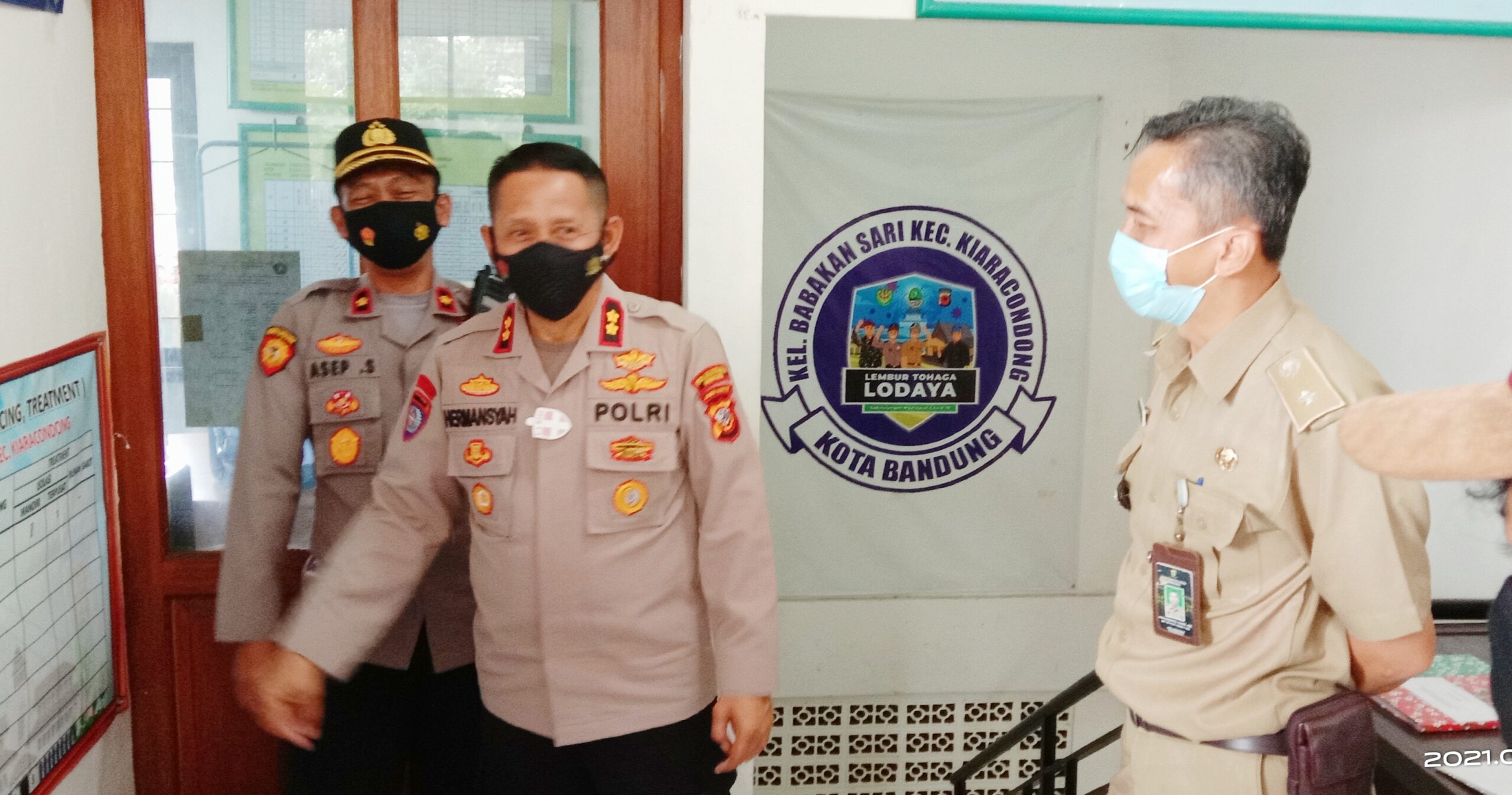 Polrestabes Bandung Supervisi Posko Covid-19 Kel Babakansari Tentang PPKM Skala Mikro