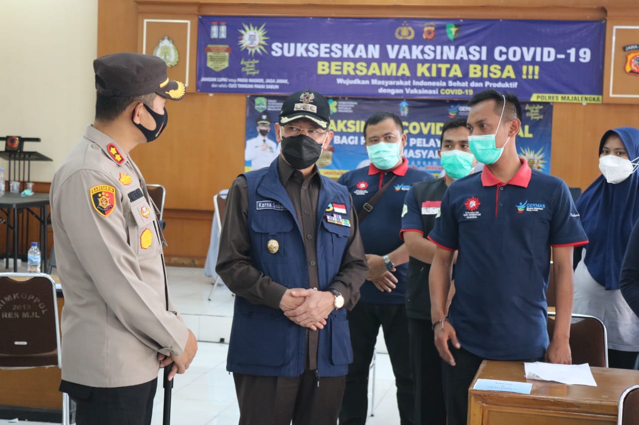Bupati Majalengka Pantau Pelaksanaan Vaksinasi Covid-19 Di Polres Majalengka