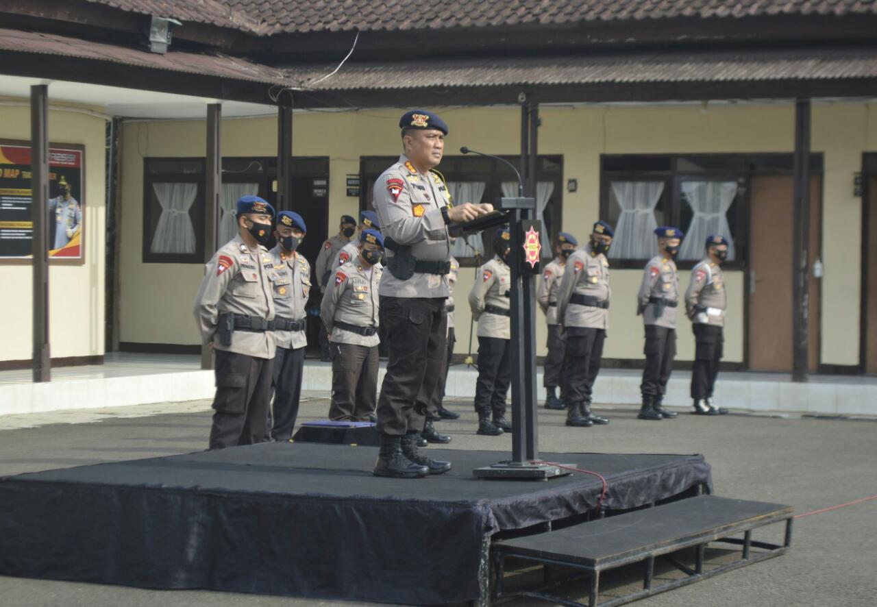 Dansat Brimob Polda Jabar Pimpin Sertijab Dan Pelepasan Personel Brimob