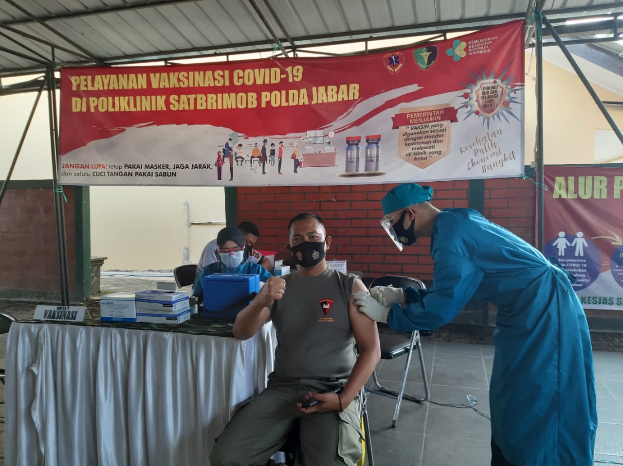 Gegana Brimob Jabar Laksanakan Vaksinasi Covid-19 Tahap Ke 2
