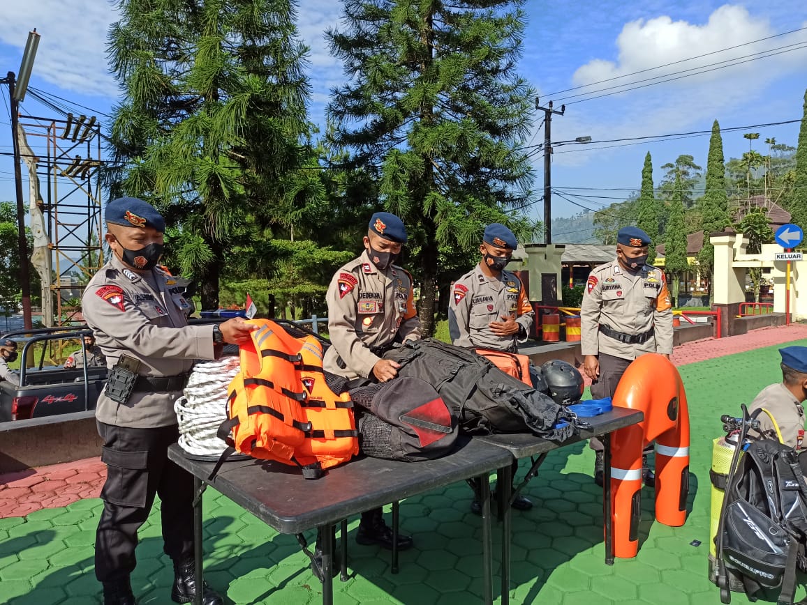Siaga Tanggap Bencana Satuan Brimob Polda Jabar