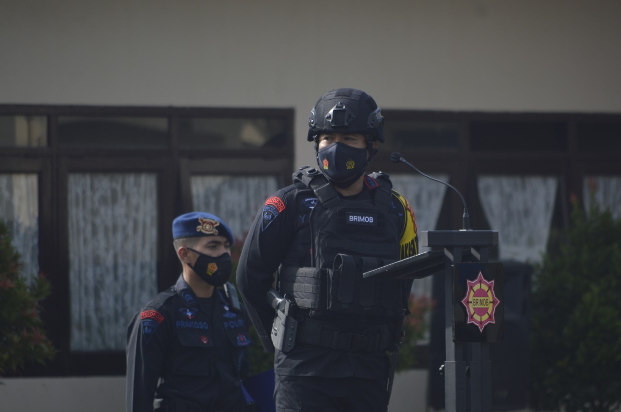Jaga Kamtibmas Tetap Kondusif, Dansat Brimob Jabar Pimpin Apel Gabungan