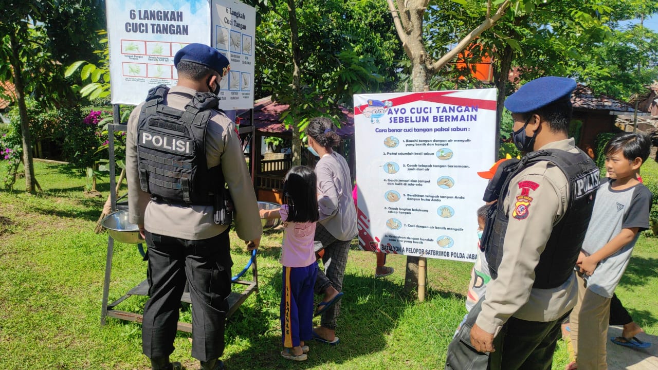 Brimob Jabar Ramah Anak Lakukan Pembelajaran Online Demi Tewujudnya Sumberdaya Manusia Tingkat Dini