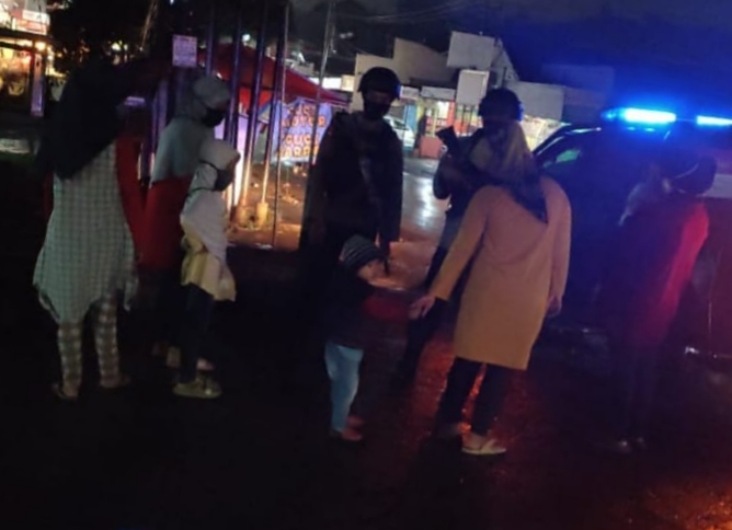 Brimob Jabar Kembali Ingatkan Warga Tetap Waspada Dan Terapkan Prokes Di Bulan Ramadhan
