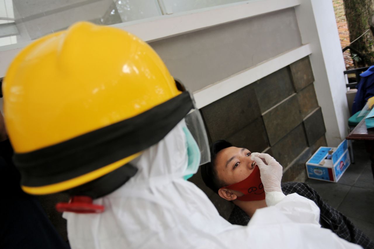 Cegah Penyebaran Covid-19, Pemkot Bandung Gelar Rapid Test Antigen Secara Acak