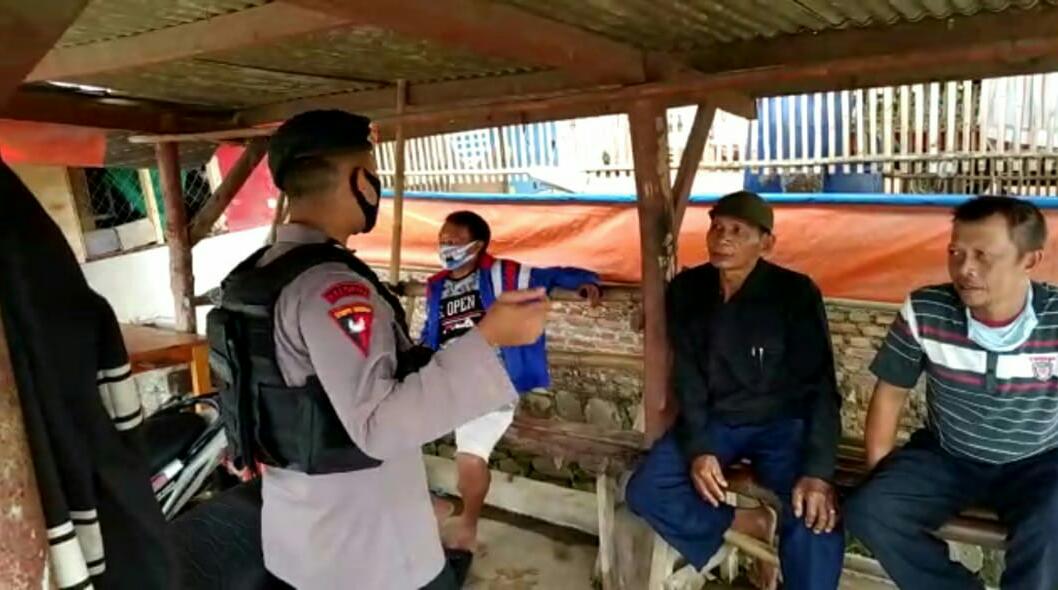 Patroli Cegah Covid-19, Brimob Jabar  Sambangi Pangkalan Ojek Pertigaan Klari