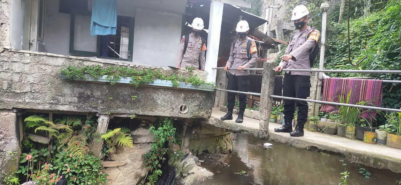 Siaga SAR Brimob Jabar Laksanakan Patroli Titik Rawan Bencana Alam
