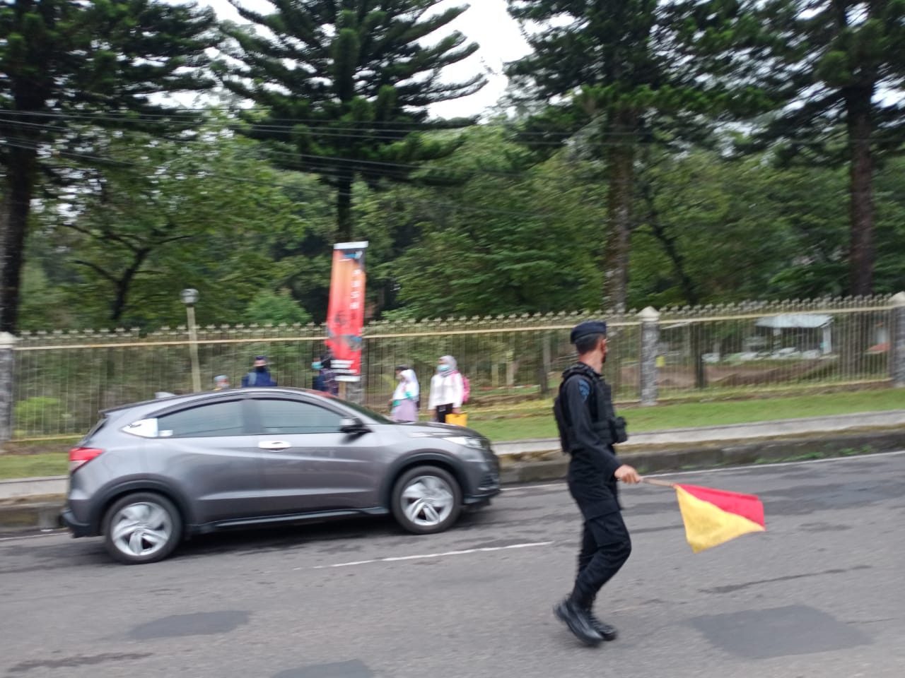 Pelayanan Brimob Polda Jabar Untuk Masyarakat