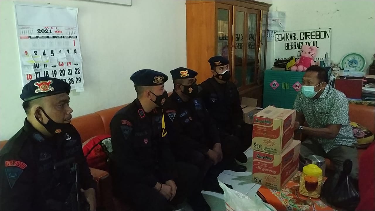 Bentuk Kepedulian Brimob Polda Jabar Berikan Bantuan Ke Panti Asuhan Yayasan Beringin Bhakti