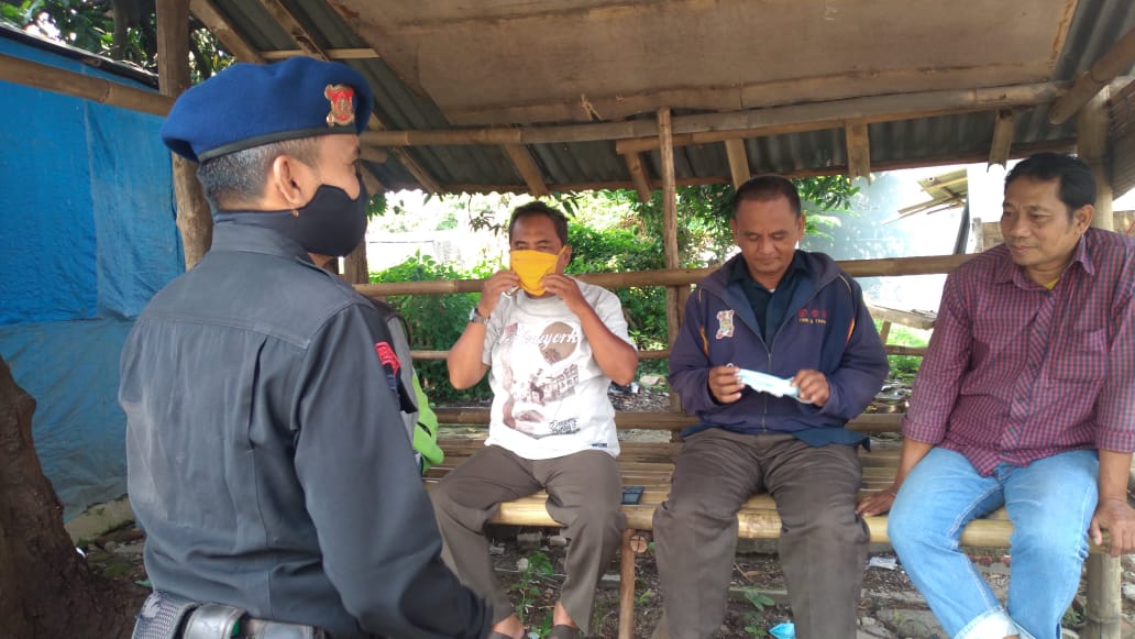 Brimob Jabar Laksanakan Patroli Sambang Kepada Warga Wanasaba Lor