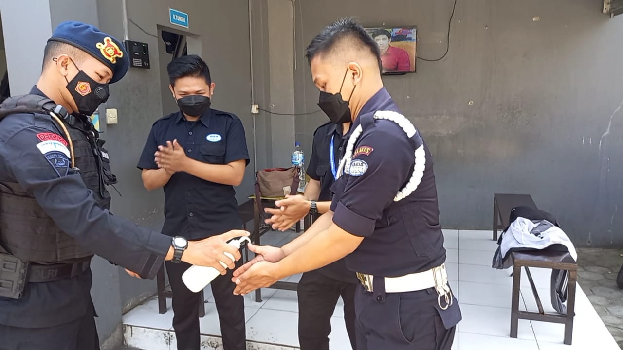 Brimob Jabar apresiasi penerapan 3M Protokol kesehatan WHO di PT. Abacus Cash Solution