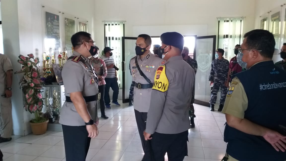 Kapolda Jabar Hadiri Langsung Giat Vaksinasi Masal Sebagai Bentuk Sinergitas TNI-POLRI