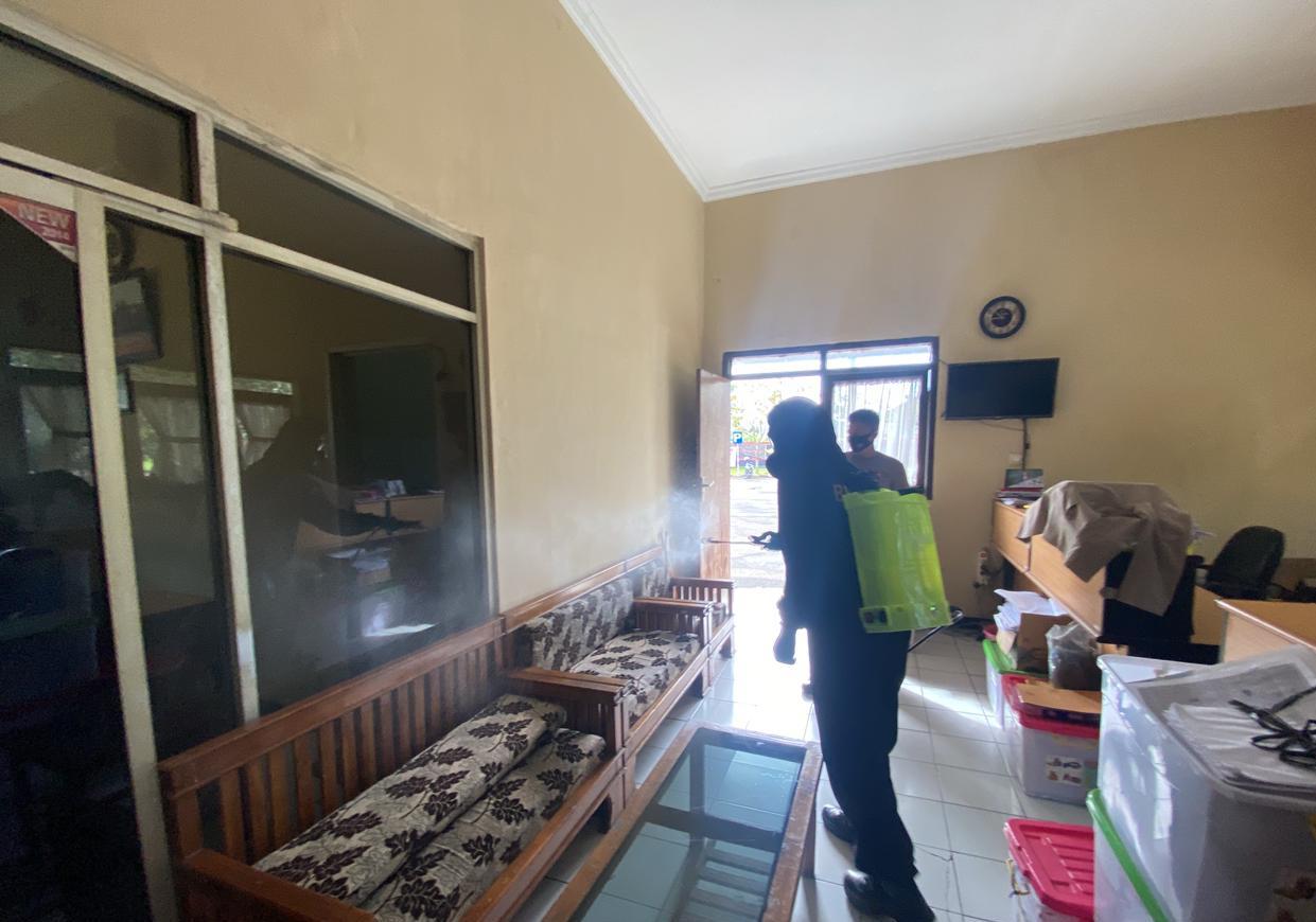Gegana Sterilkan Seluruh Bangunan Mako Brimob Jabar dari Bahaya Covid-19