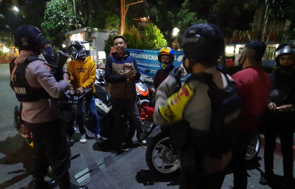 Brimob Jabar Imbau Anak Motor Bersama Sama Putus Mata Rantai Penyebaran Covid-19