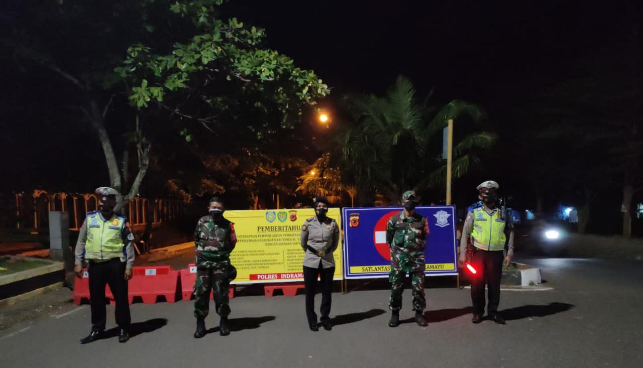 Tekan Covid-19, Polisi Laksanaan Penyekatan Pada Pengendara Dalam Rangka PPKM Darurat