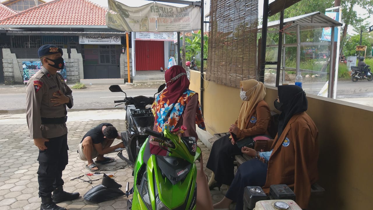 Brimob Jabar Imbau Pemahaman Protokol Kesehatan Kepada Masyarakat Cirebon