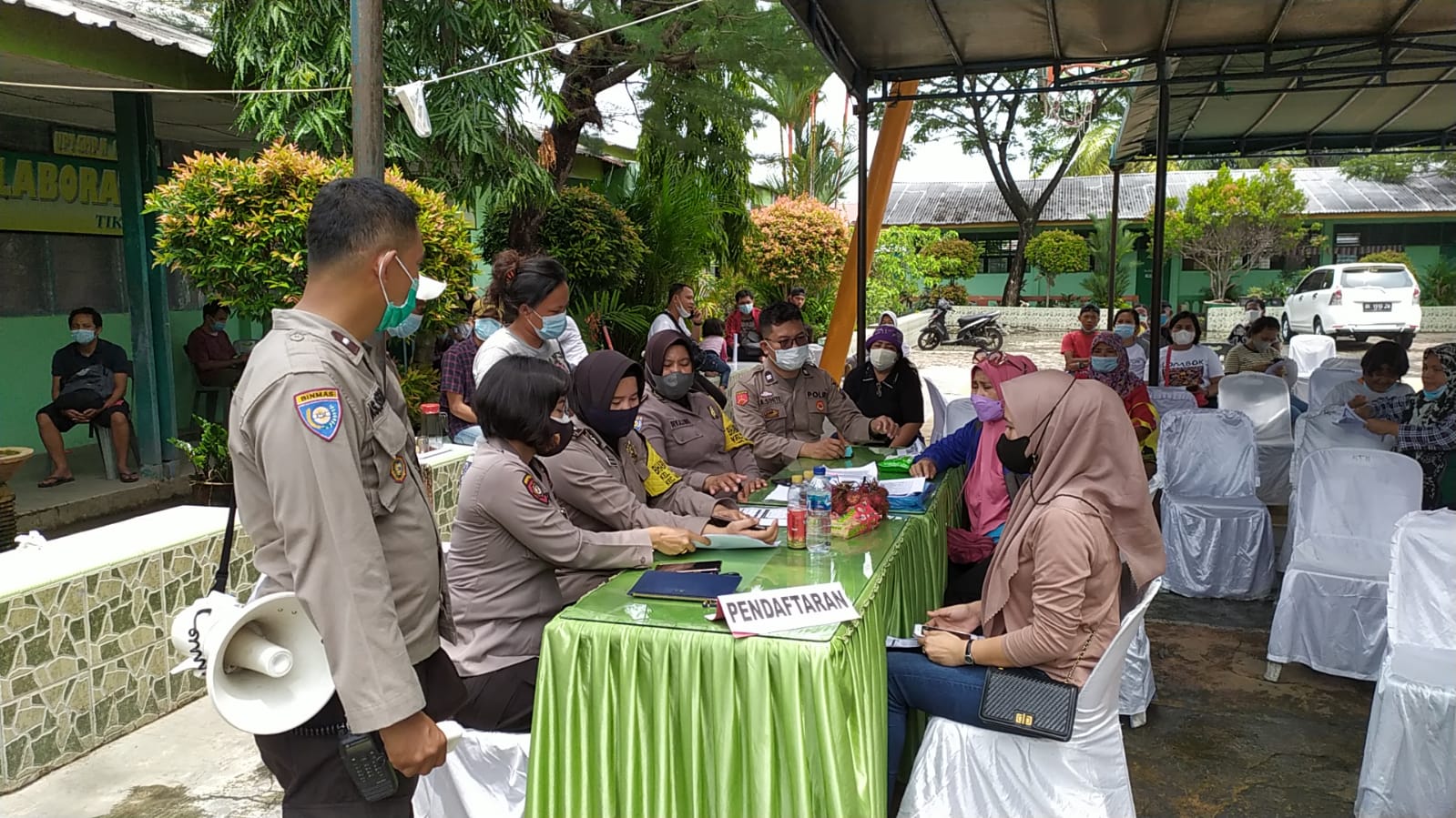 Peringati HUT RI ke 76 Tahun, Polsek Medan Helvetia Menggelar Vaksinasi untuk Masyarakat Umum