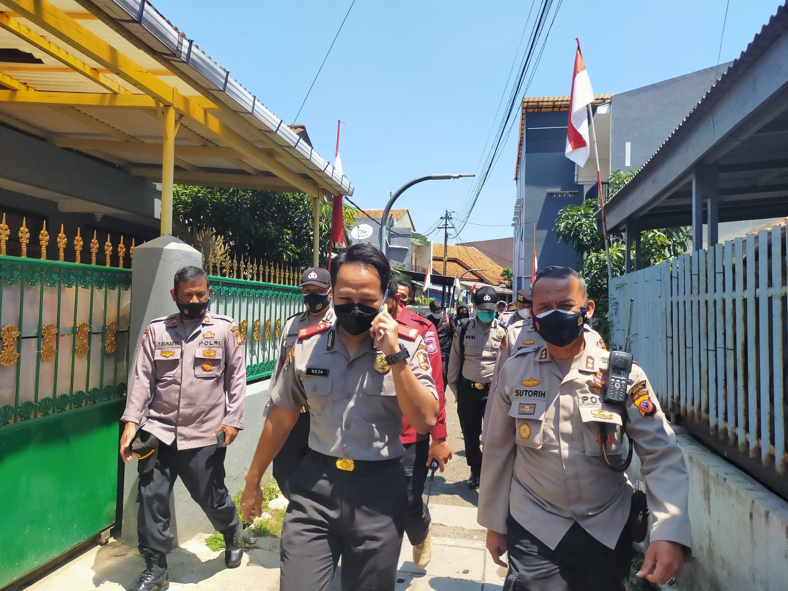 Anjangsana Sat Binmas Polretabes Bandung, Bagikan Sembako Dari Alumni Akpol 2000