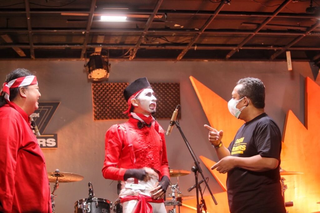 Seniman Paling Terdampak Covid-19, Yuk Bantu dengan Cara Berdonasi di "Ngedrum Skool"