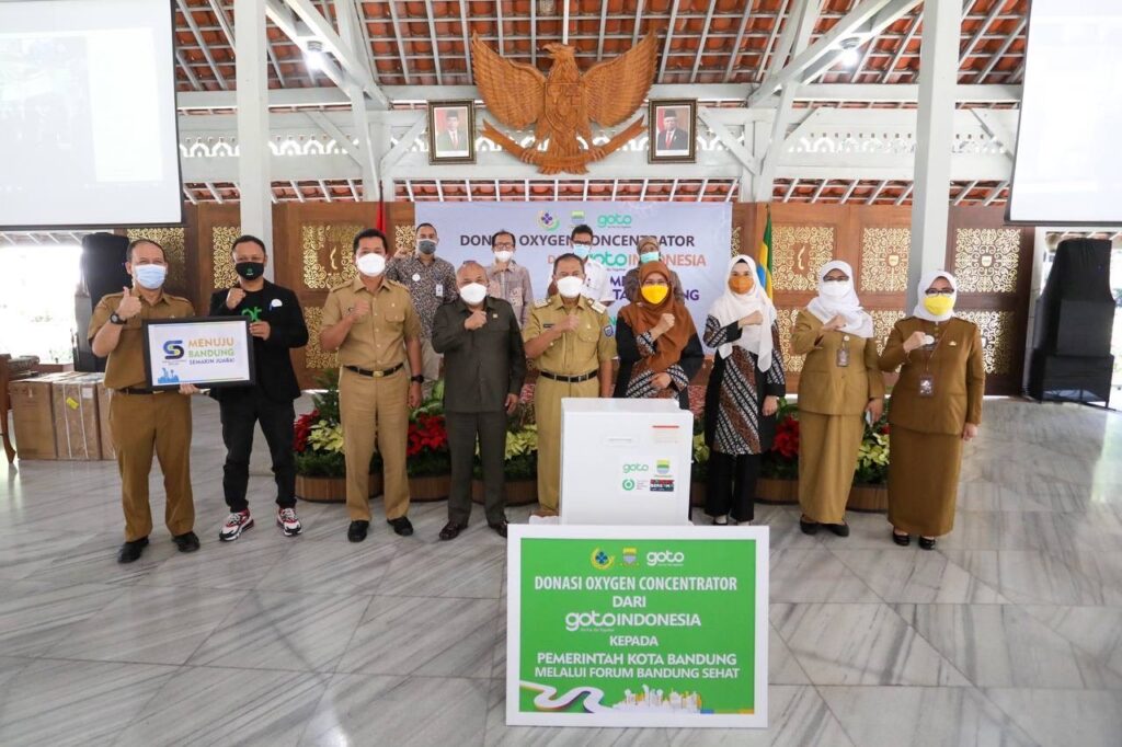 Melalui FBS, GoTo Berikan Bantuan 50 Oxygen Concentrate Senilai Ratusan Juta Rupiah