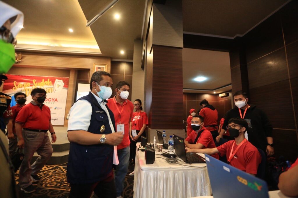 Menuju Ekonomi Normal, Hampir 100 Persen Pegawai Ritel dan Mall Sudah Melakukan Vaksinasi