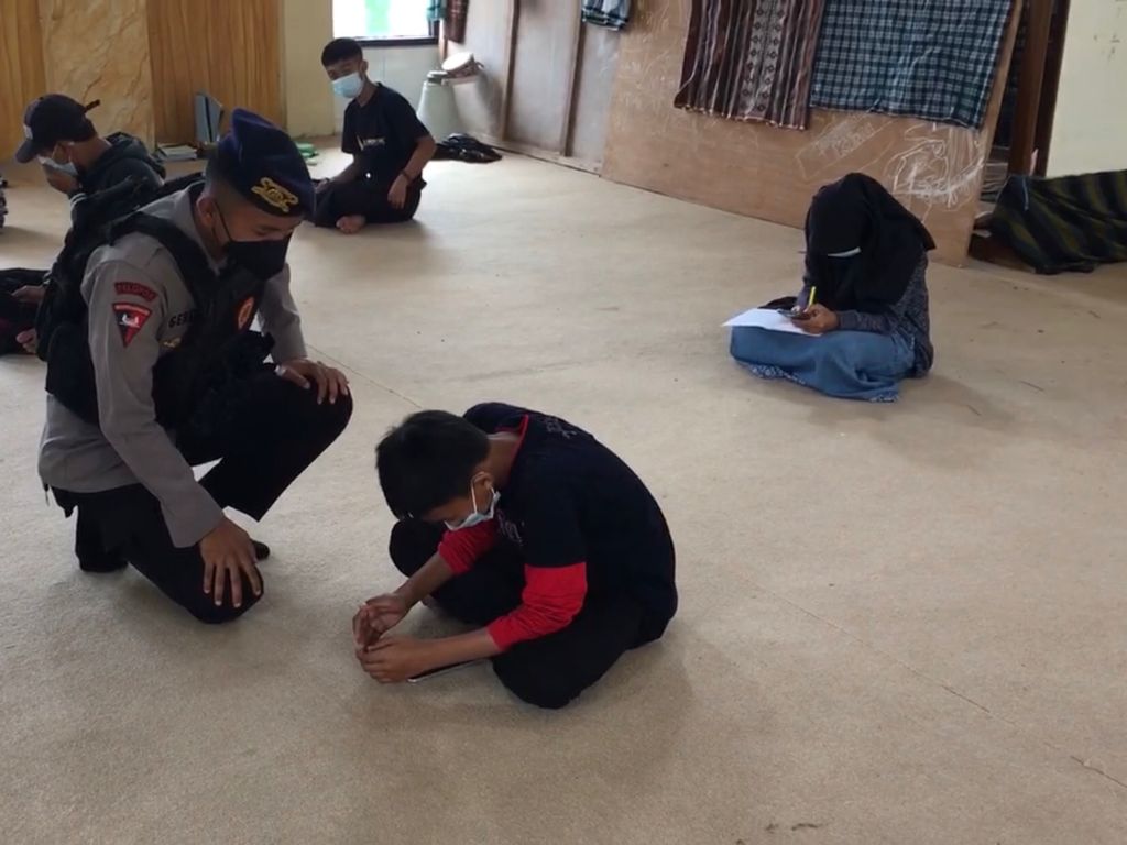 Program BRAIN Brimob Jabar Bentuk Pengabdian Kepada Masyarakat Terdampak Covid-19