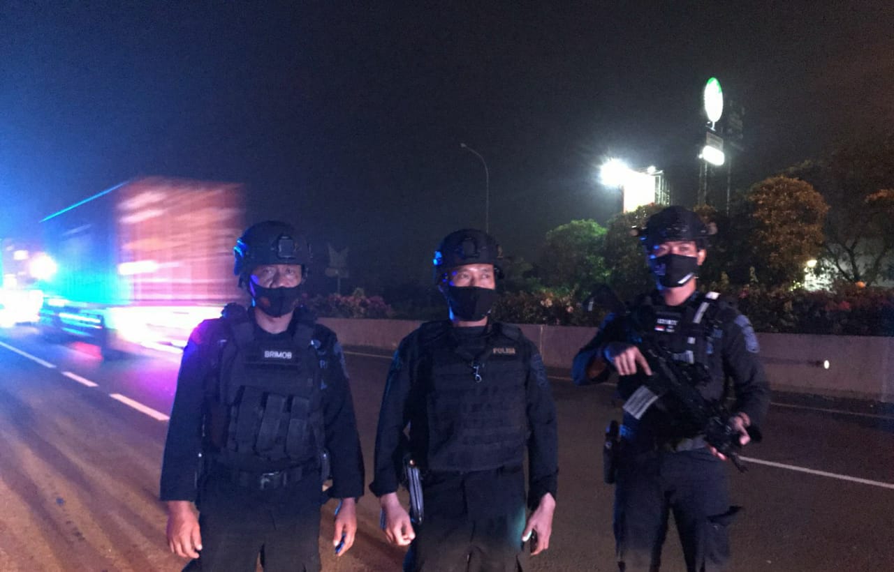 Detasemen Gegana Brimob Jabar Perketat Pengawalan Vaksin Ditengah Pandemi