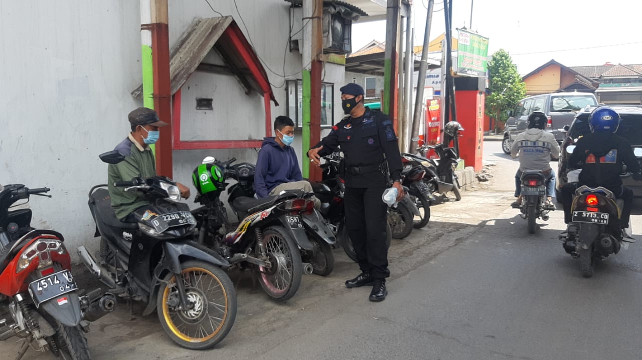 Brimob Jabar Gencarkan Patroli Harkamtibmas Dan Prokes Wilayah Jatinangor