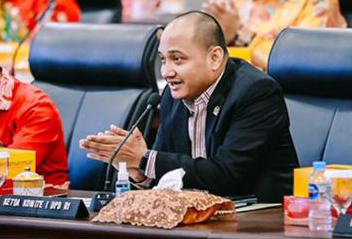 Rekrut 56 Pegawai KPK, Ketua Komite I DPD RI Fachrul Razi Apresiasi Langkah Kapolri