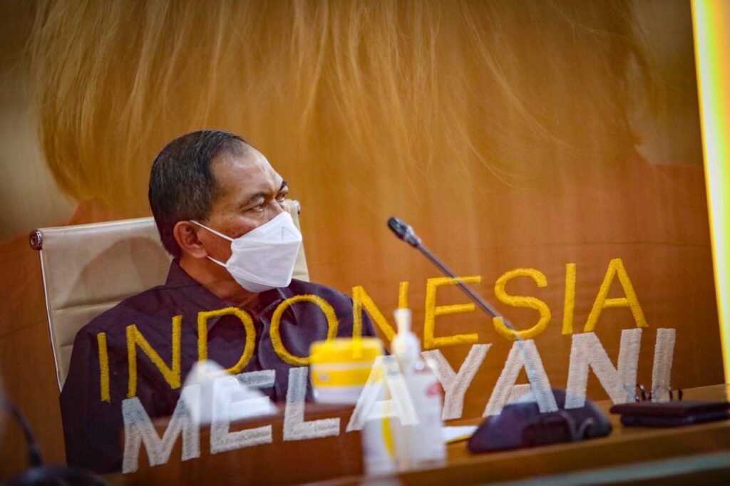 Dapat Sertifikat Pelayanan Terbaik, Oded Minta OPD Terus Tingkatkan Layanan kepada Masyarakat