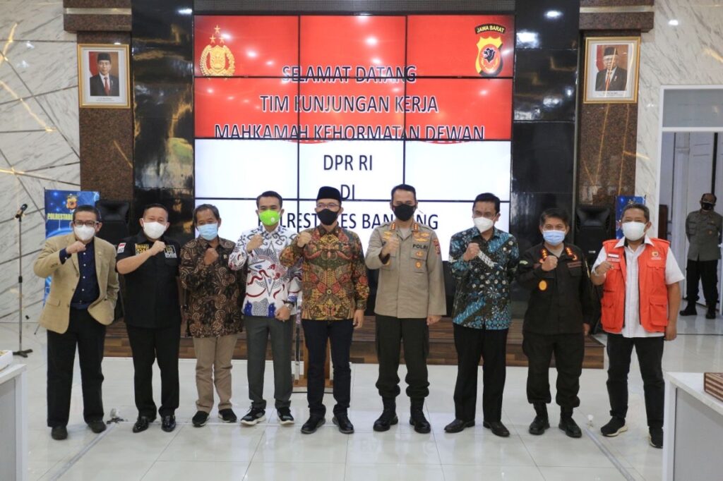 Kunjungan dari MKD DPR-RI, Wali Kota Bandung Sampaikan Situasi saat Pandemi