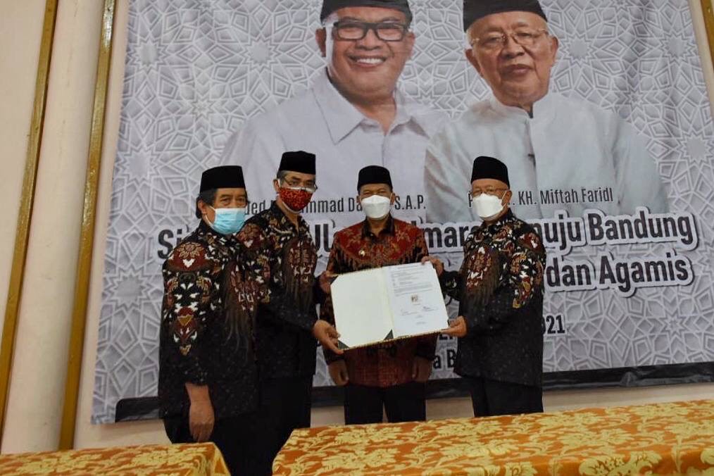 Wali Kota Bandung Minta Ulama untuk Ikuti Perkembangan Zaman, Ketua MUI: Ulama tetap Jaga Stabilitas