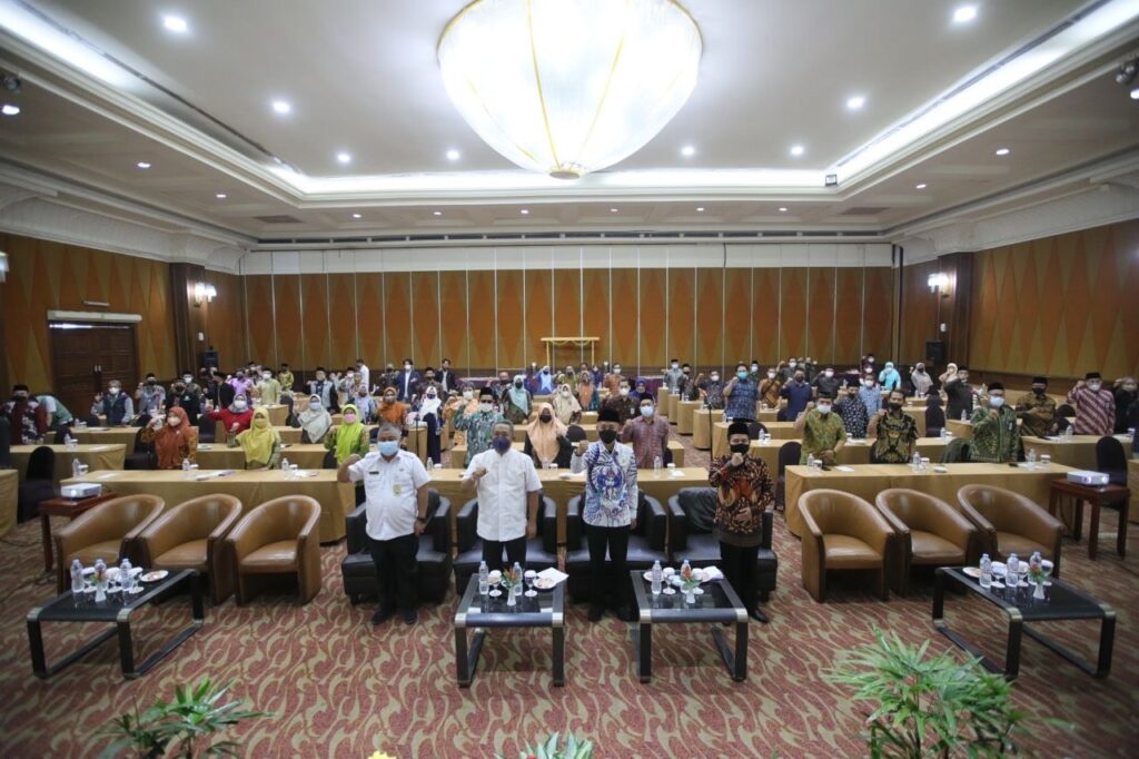 Pemkot Bandung dan Kementrian Agama Sosialisasikan JPH, Yana: Semua Produk di Indonesia Harus Halal