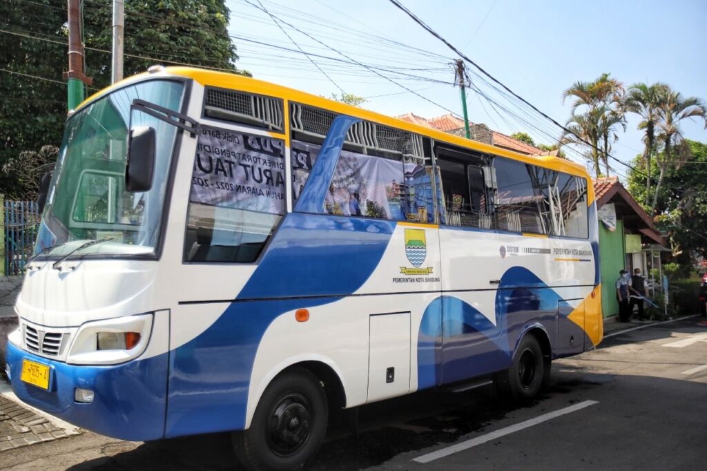 Pemkot Bandung Hibahkan Bus kepada Yayasan Daarut Tauhiid, AA Gym: Hatur Nuhun Semoga Menjadi Amal Shaleh