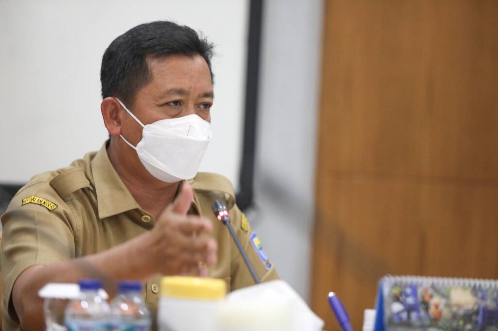 Anggaran Terbatas, Oded Nekat Keluarkan Dana Demi Bagikan Bansos pada Warga Bandung