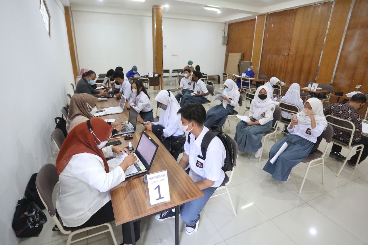 Jelang PTM 4 Oktober Mendatang, Pemkot Bandung Perbanyak Vaksin untuk Remaja hingga 'Games
