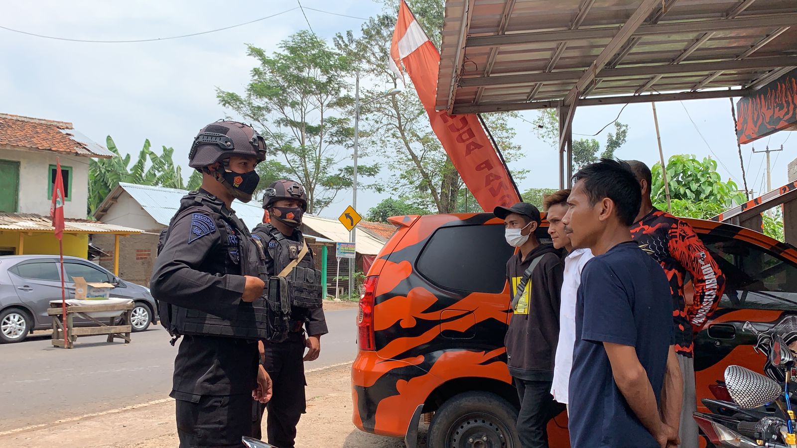 Brimob Jabar Sambangi LSM Pemuda Pancasila Sampaikan Pesan Kamtibmas Dan Prokes