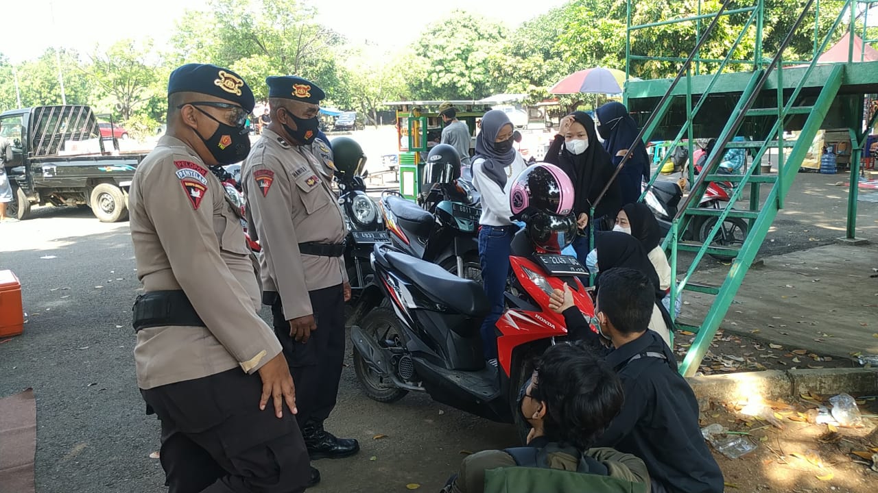 Secara Langsung Brimob Jabar Berikan Himbauan Terkait Protokol Kesehatan Pencegahan Virus Covid-19