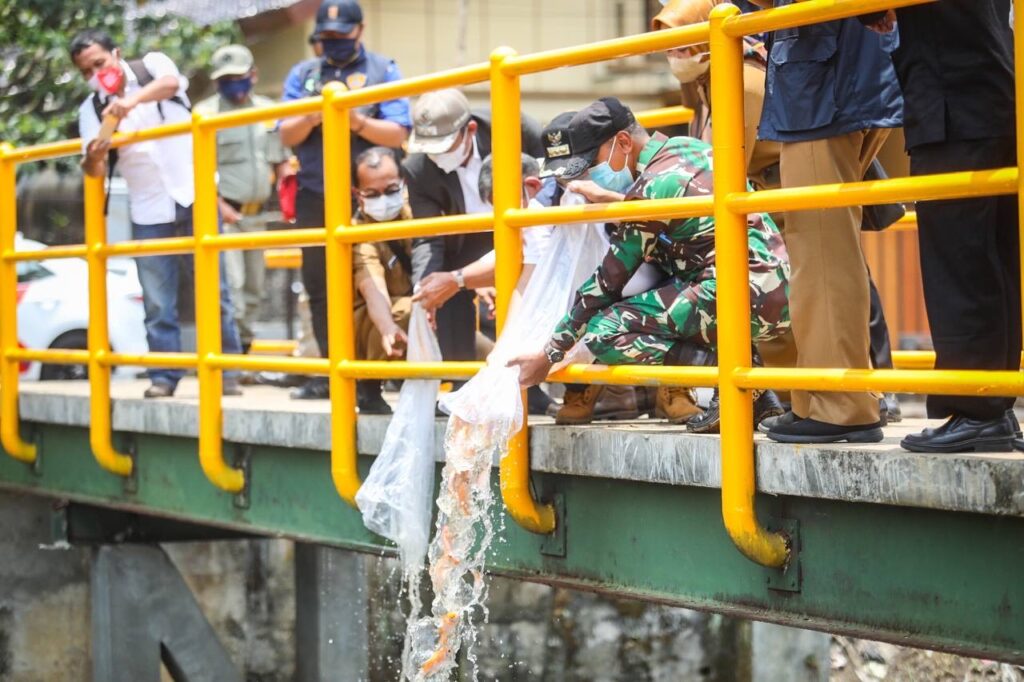 Taman hingga Area Bermain Sepatu Roda Menjadi Fasilitas Baru di Bantara Sungai Cipamokolan