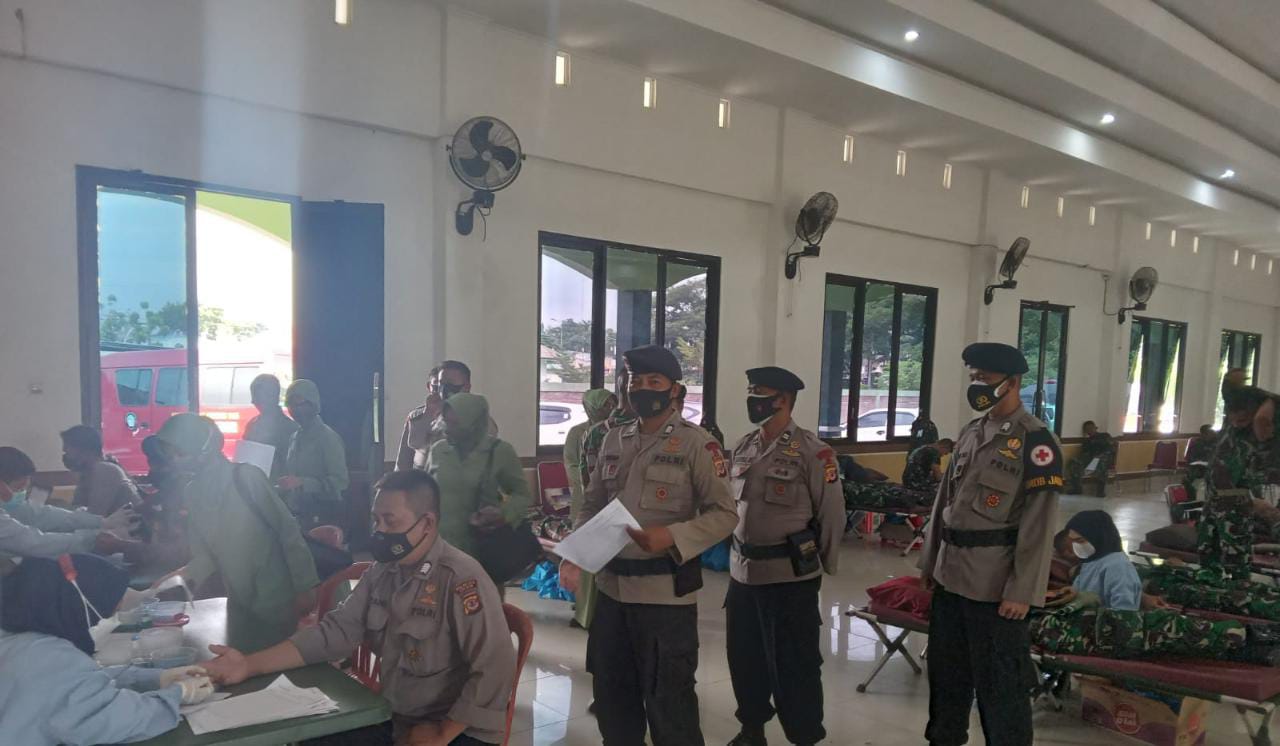 Brimob Jabar Laksanakan Donor Darah HUT Arhanud Ke-75, Guna Penuhi Kebutuhan Darah Di Wilayah Cirebon